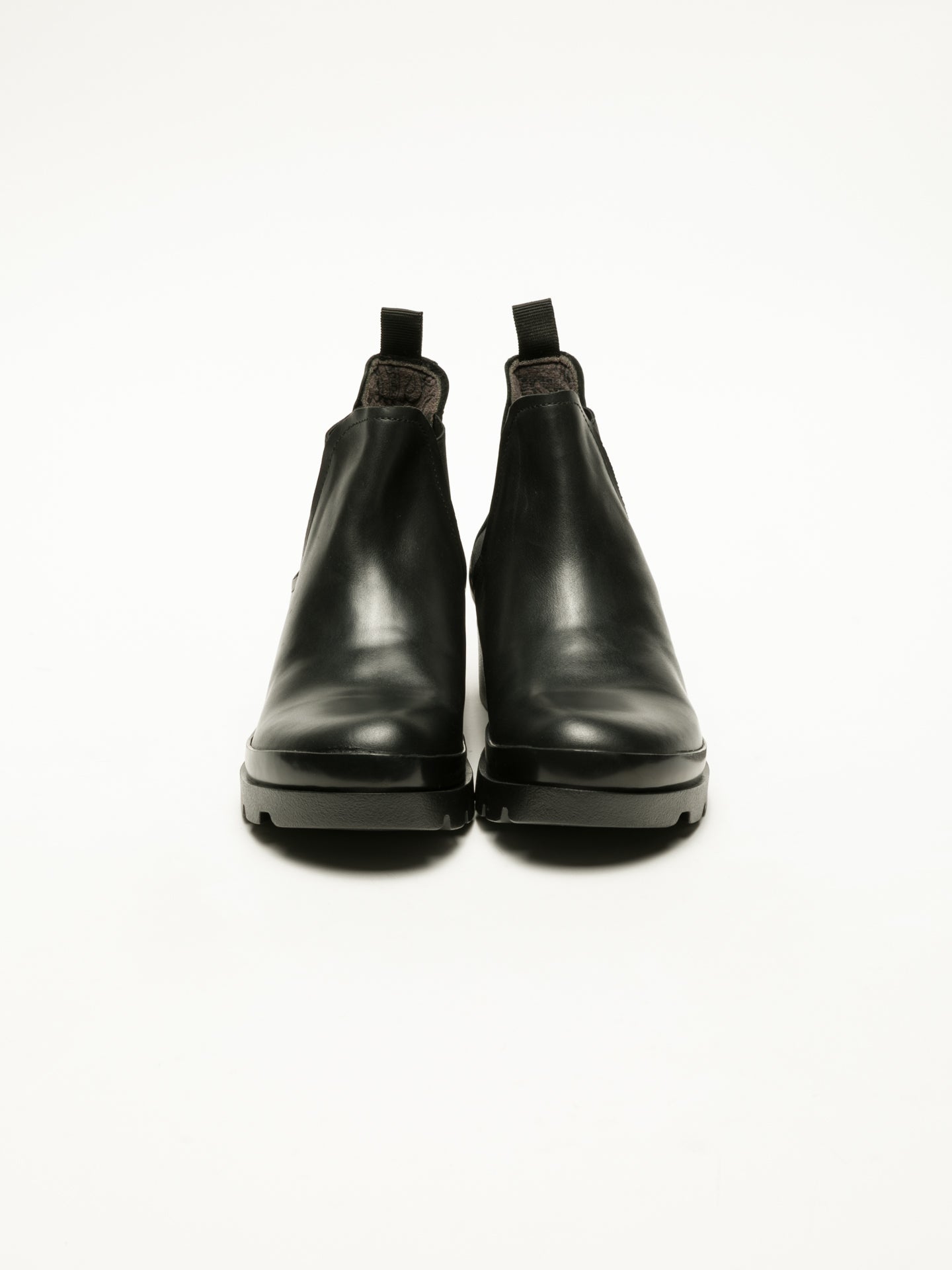 Fly London Botins Chelsea em Preto